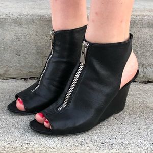Nine West zipper wedge